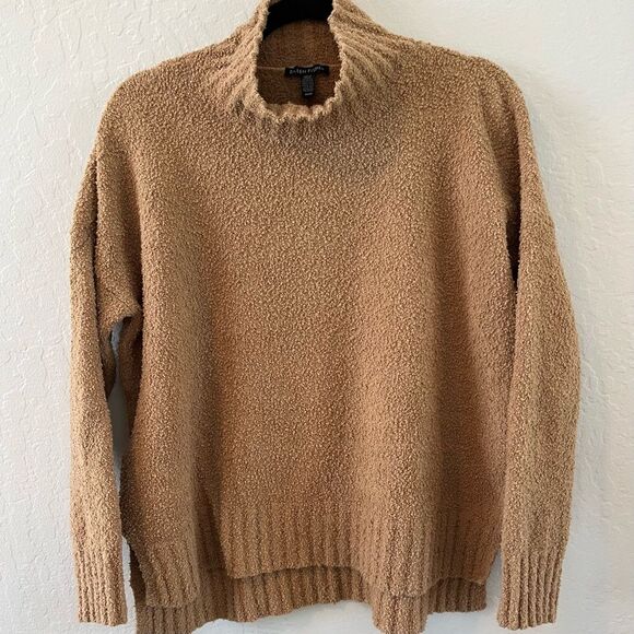 Eileen Fisher Organic Cotton Boucle Funnel Neck Sweater in Tan Size Medium Cozy - Picture 3 of 6